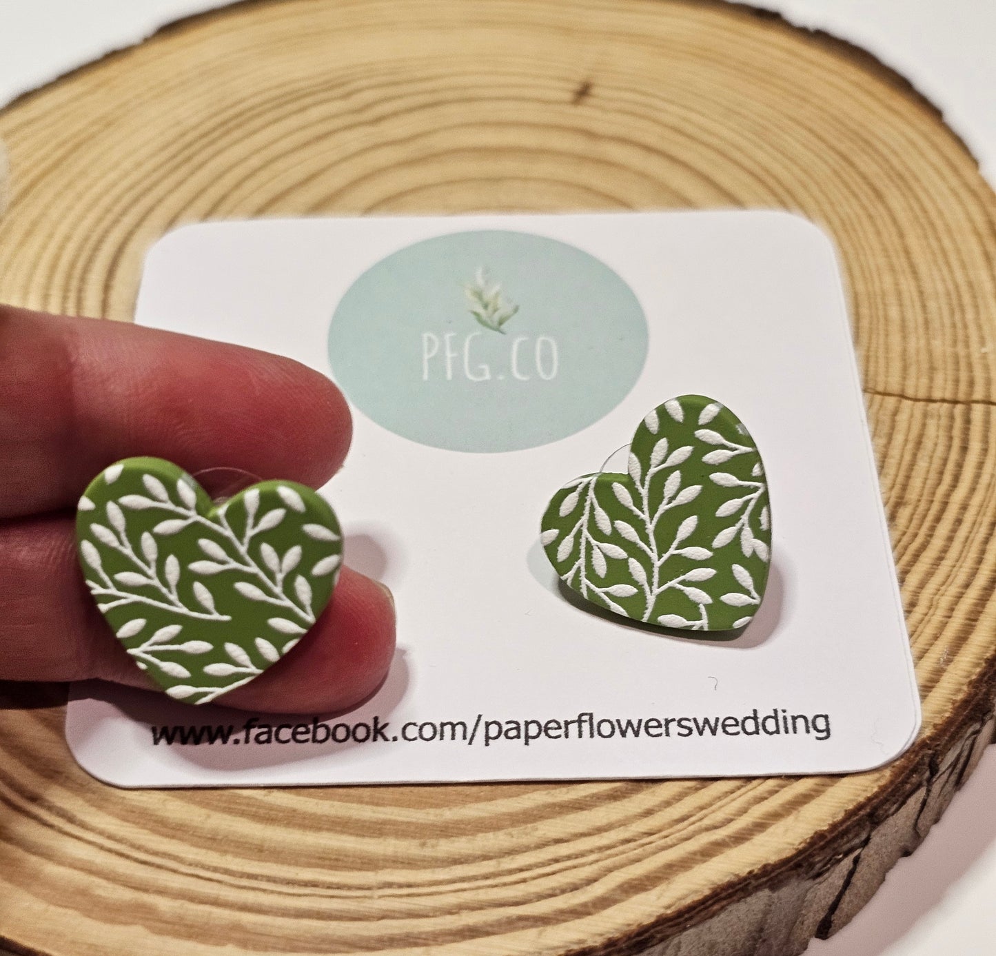 Green leaf design heart earrings